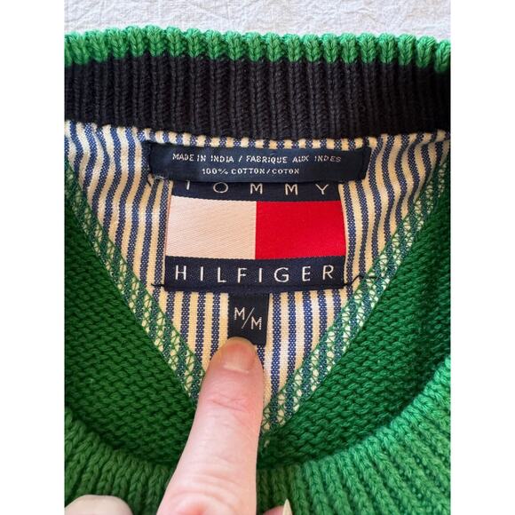 Vintage Mens Tommy Hilfiger Green Sweater Embroidered Crest Pullover M Crew Neck - Picture 11 of 11